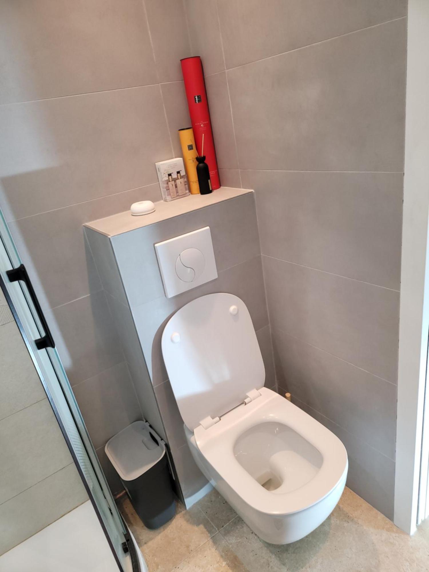 Cosy 21m2 Renove 75019 * Parigi